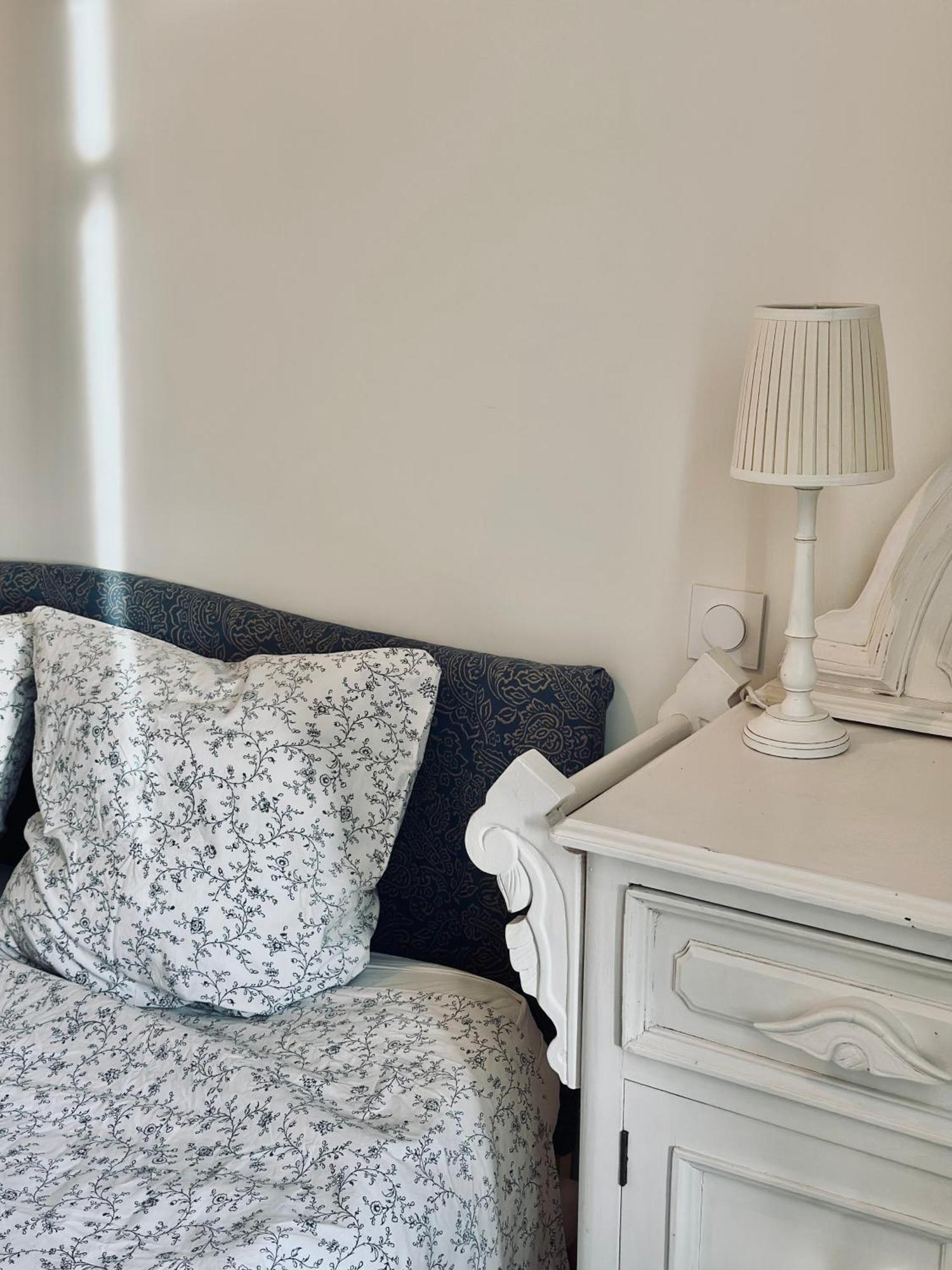 Peaceful Retreat In Drome Provencale Castel Appartement *